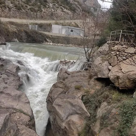 Bovilla Canyon1 Pensionat 3*