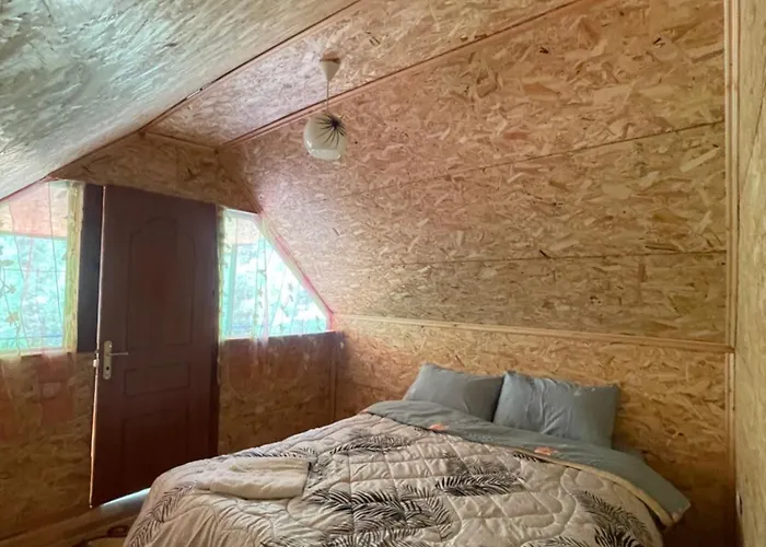 בית הארחה Bovilla Canyon1 טיראנה