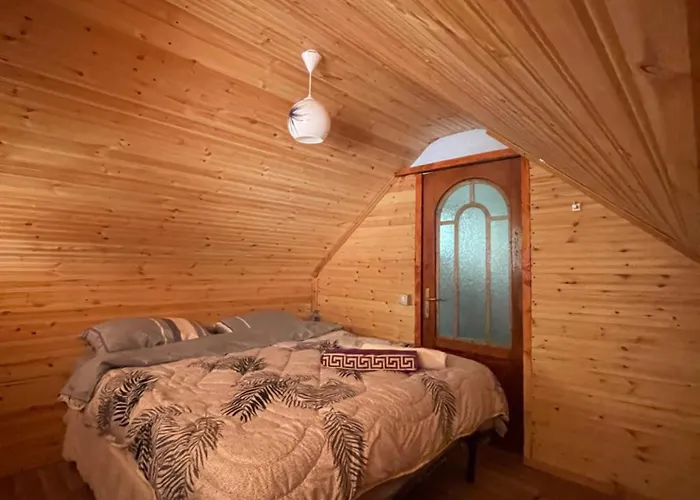 Bovilla Canyon1 טיראנה